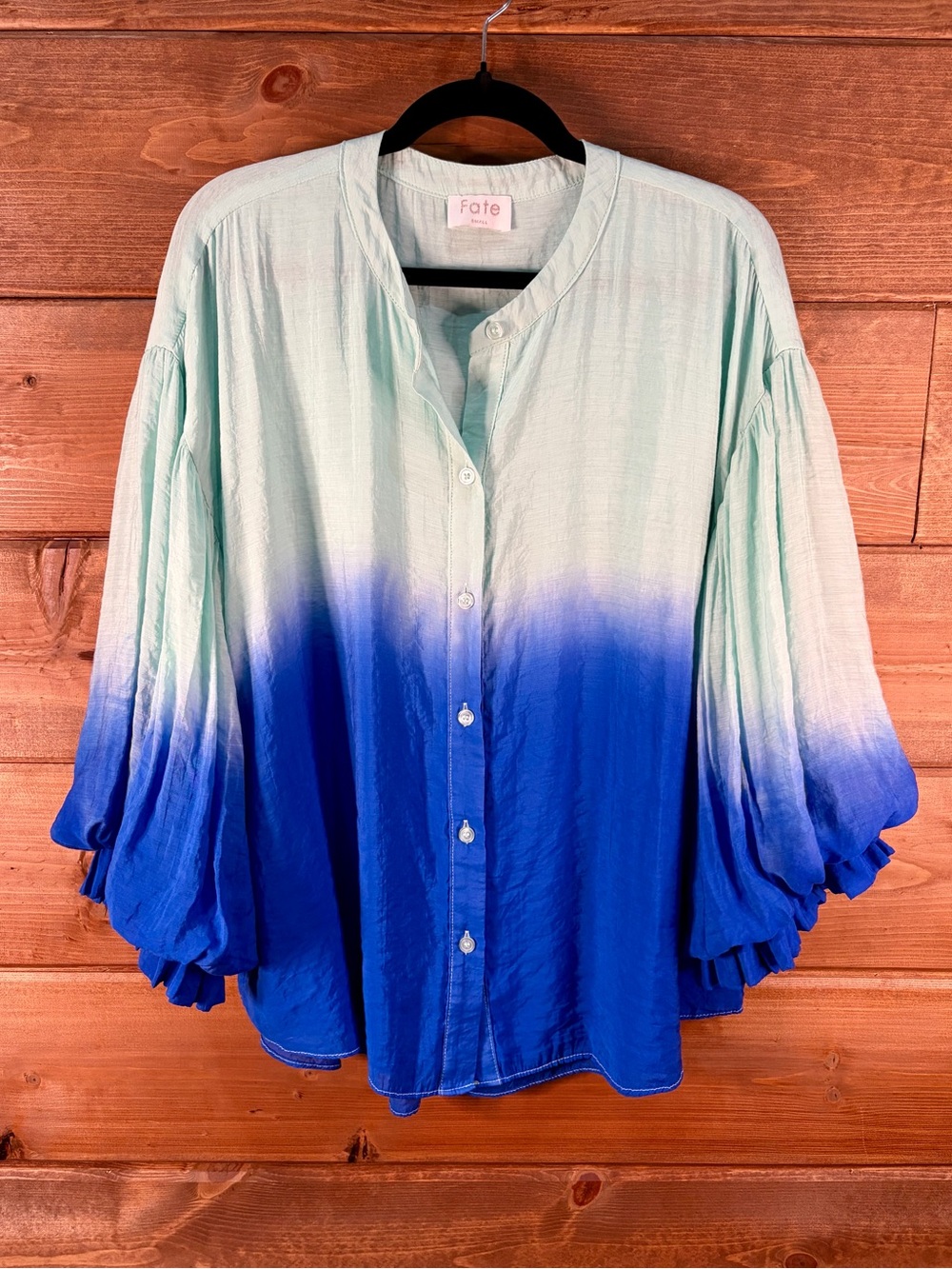 Fate Oversized Mint-to-Royal Blue Ombre Button-Down Blouse Size Small